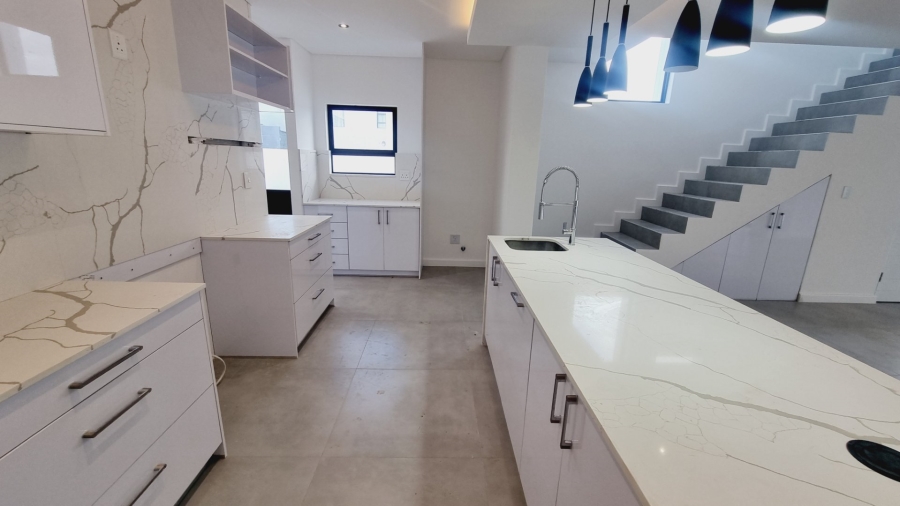 4 Bedroom Property for Sale in Sandown Western Cape